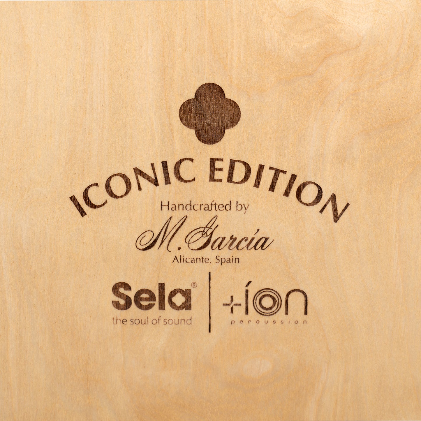 Sela Iconic Cajon - Oak Roots